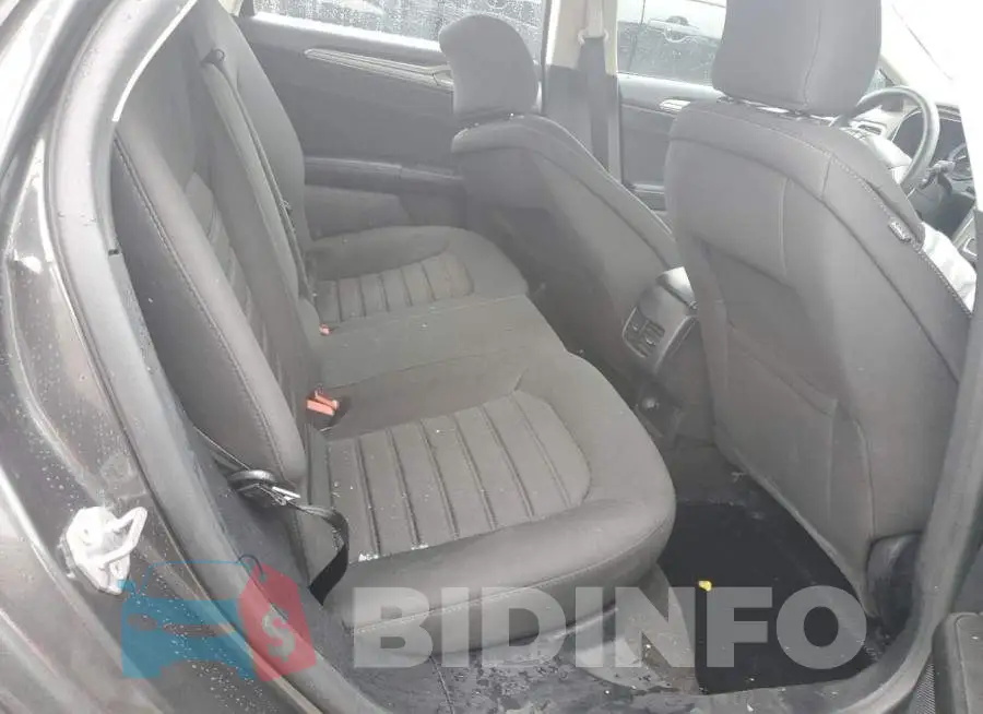3FA6P0HD3KR232016 Photo# 10