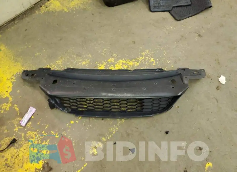 1HGCR2F81GA037186 Photo# 12