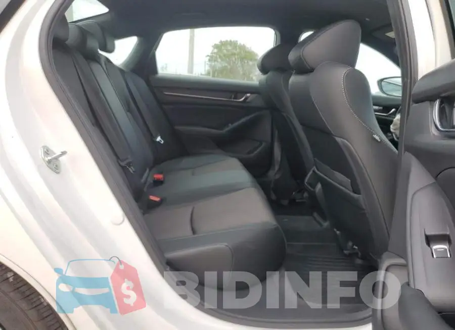 1HGCV1F32NA008464 Photo# 10