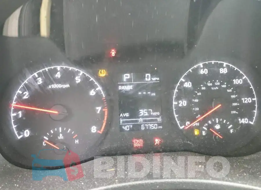 3KPC24A32KE080290 Photo# 9