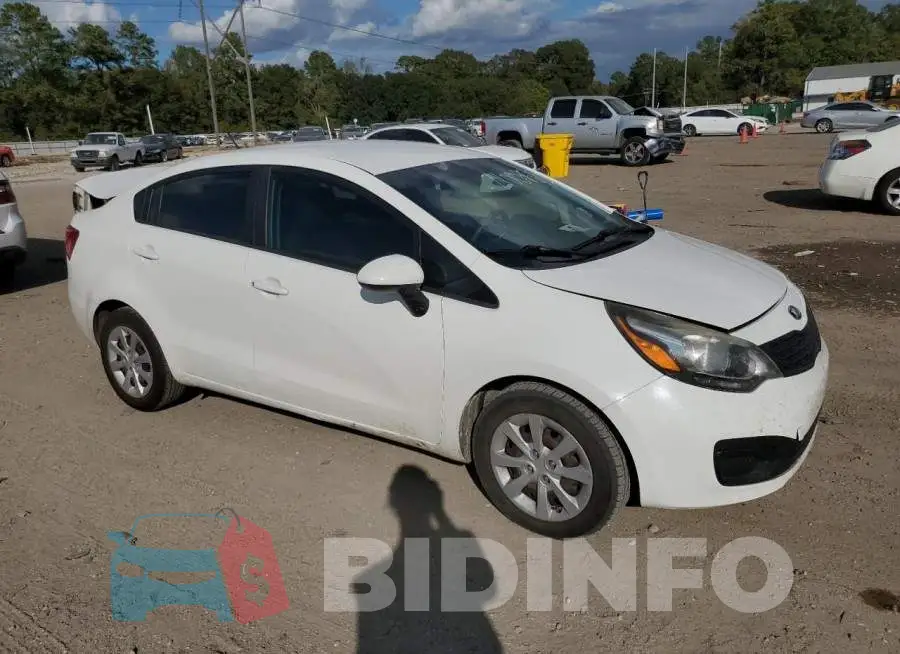 KNADM4A35F6515326 Photo# 4