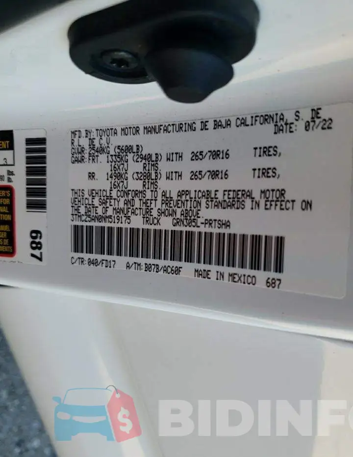 3TMCZ5AN0NM519175 Photo# 13