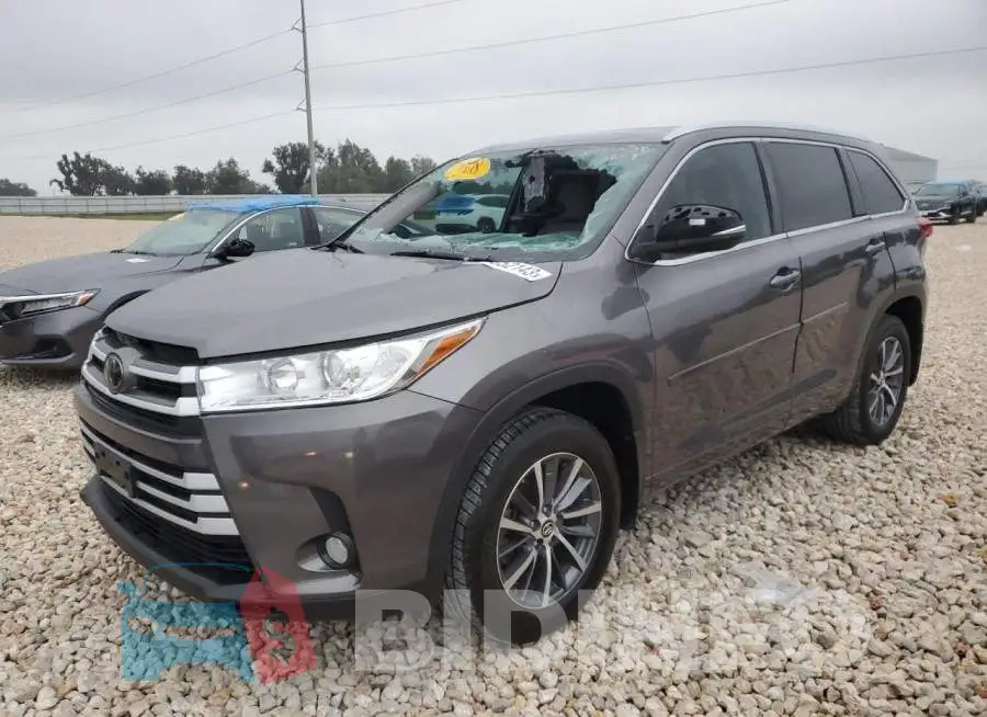 5TDJZRFH0JS822744 Photo# 1
