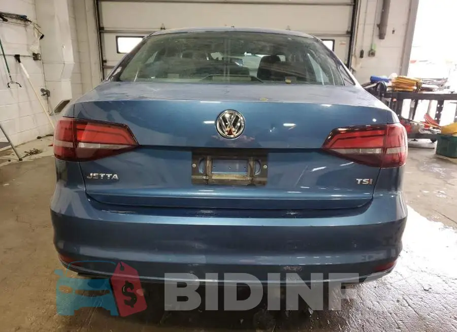3VW167AJ1GM279045 Photo# 6