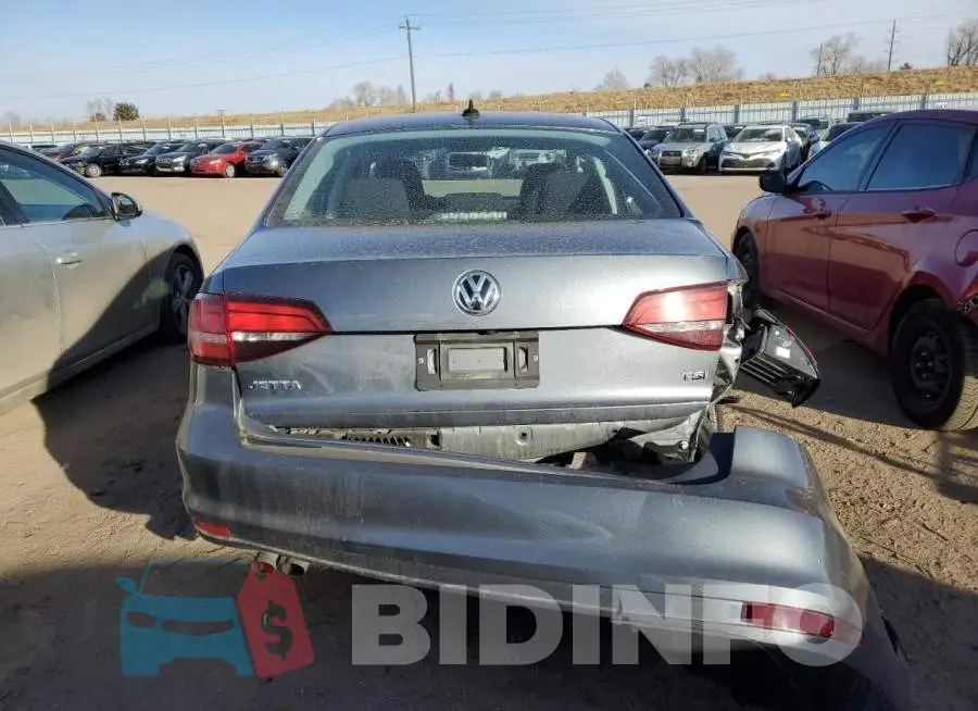 3VW267AJ2GM345476 Photo# 6