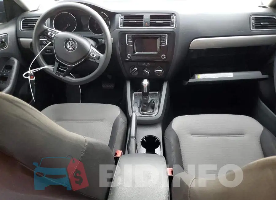 3VW2B7AJ6HM303647 Photo# 8