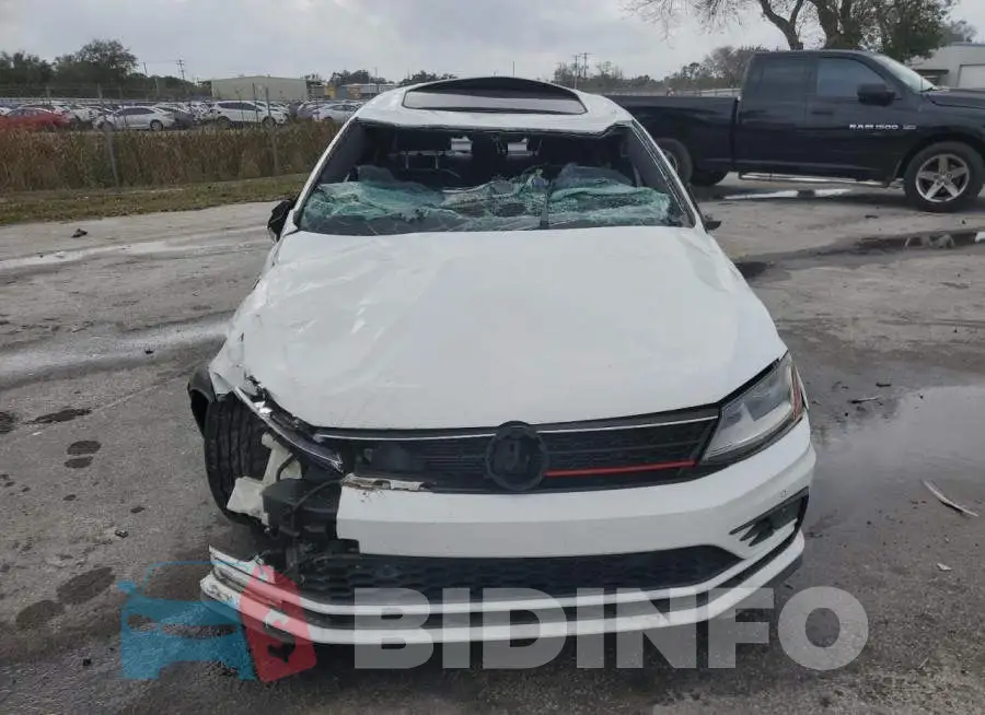 3VW4T7AJ2HM342323 Photo# 5
