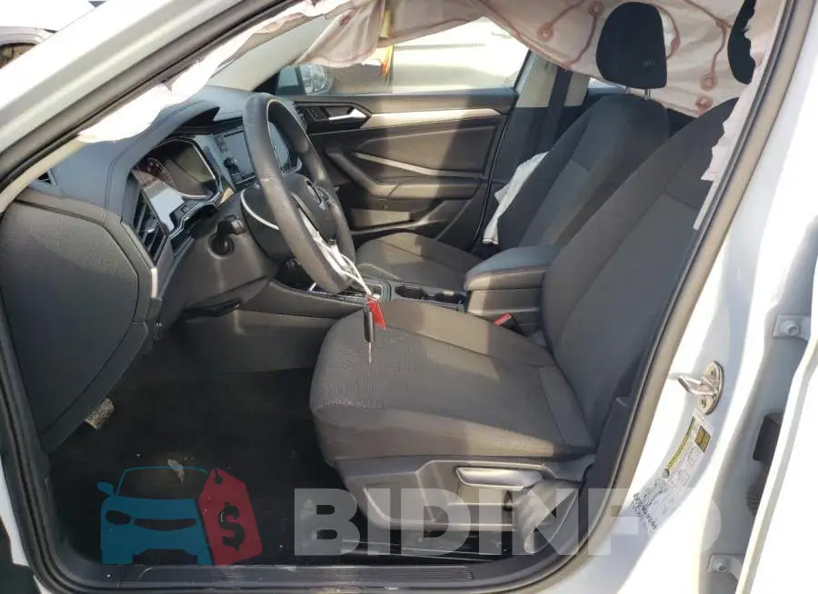 3VWC57BU2KM140121 Photo# 7