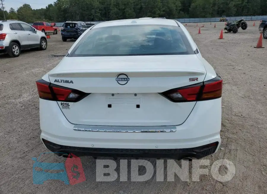 1N4BL4CV7PN403216 Photo# 6