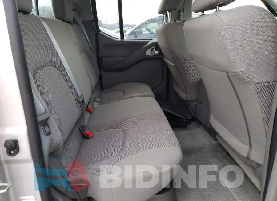 1N6AD0EV2JN745041 Photo# 10