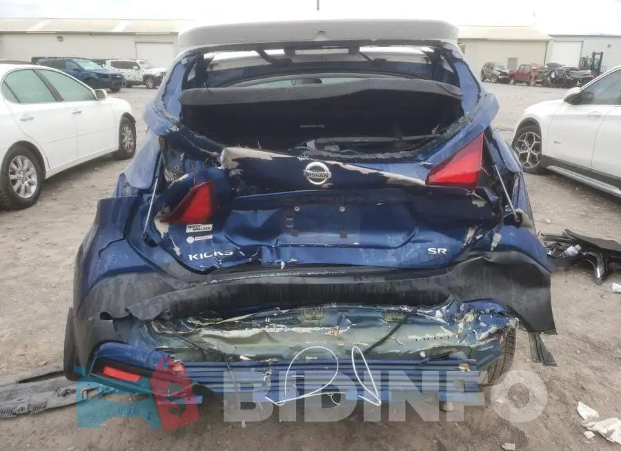 3N1CP5CU8JL543527 Photo# 6