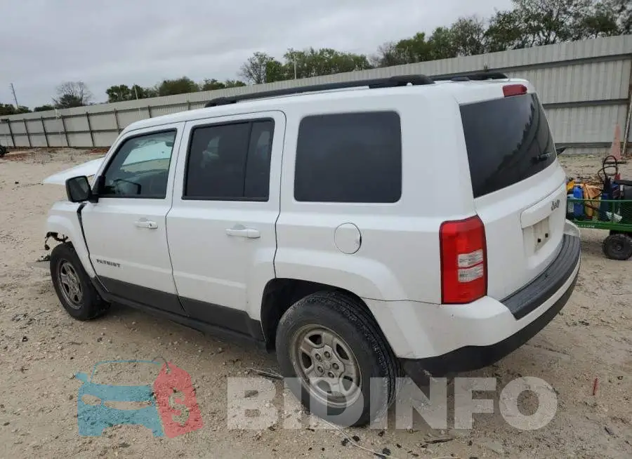 1C4NJPBAXGD688044 Photo# 2