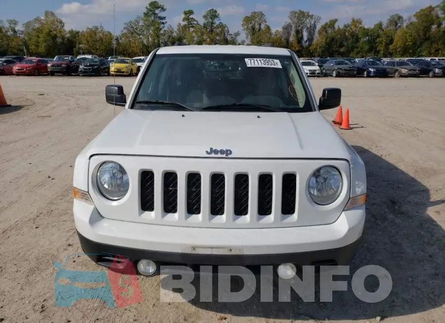 1C4NJPBB6FD281118 Photo# 5