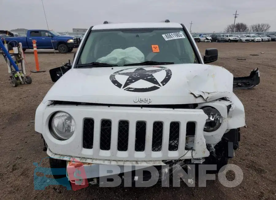 1C4NJRFB1HD206366 Photo# 5