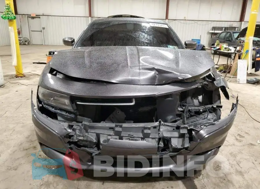 2C3CDXBG6FH856853 Photo# 5