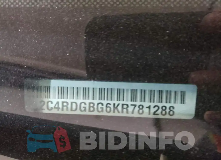 2C4RDGBG6KR781288 Photo# 13