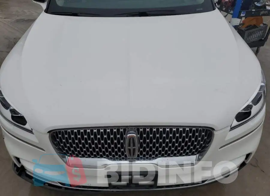 5LM5J7XC9LGL21048 Photo# 11