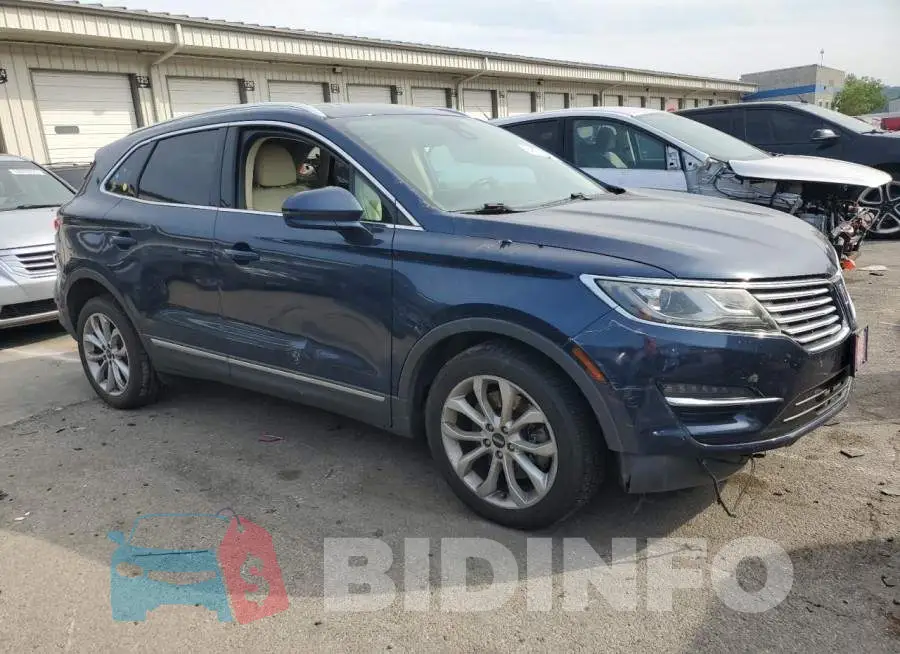 5LMCJ2D99GUJ20535 Photo# 4