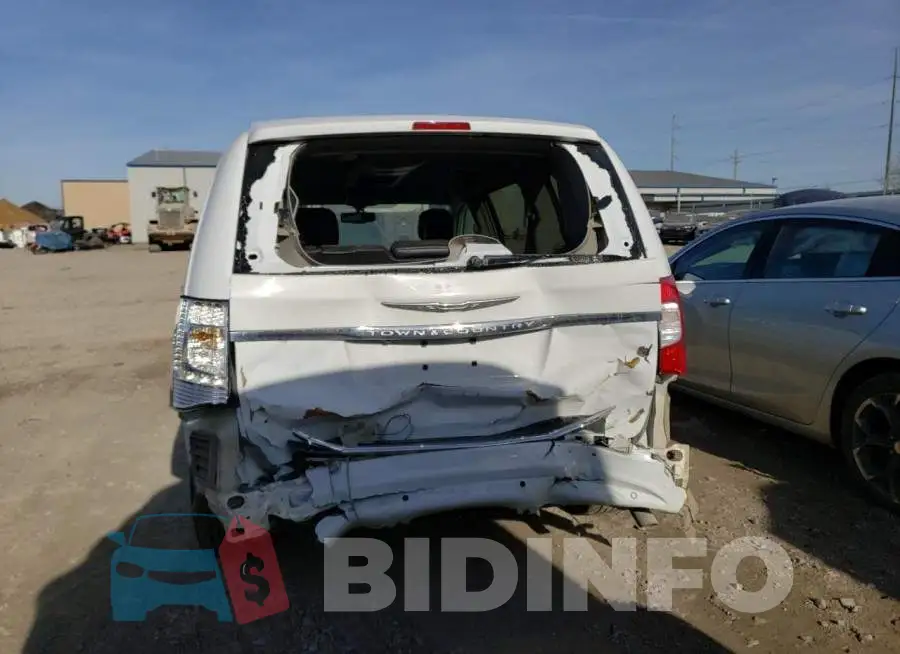 2C4RC1CG8FR756137 Photo# 6