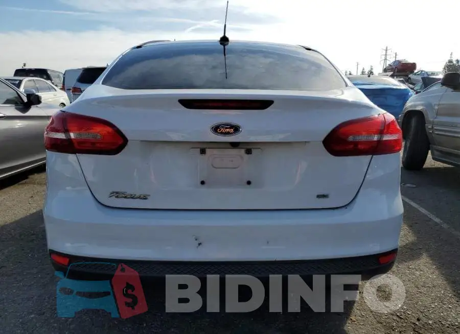 1FADP3F24JL250192 Photo# 6