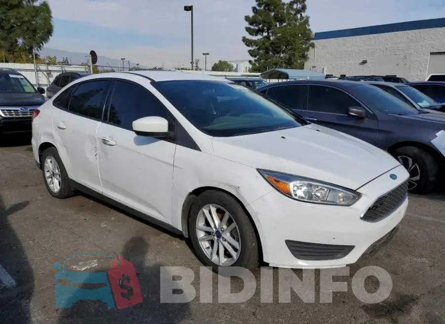 1FADP3F24JL250192 Photo# 4