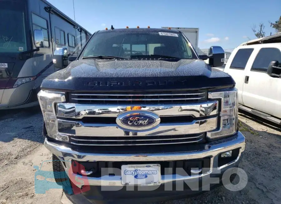1FT7W2BTXKED17502 Photo# 5