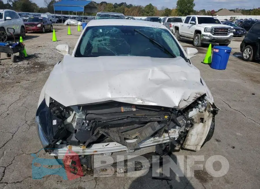 3FA6P0K96GR266317 Photo# 5