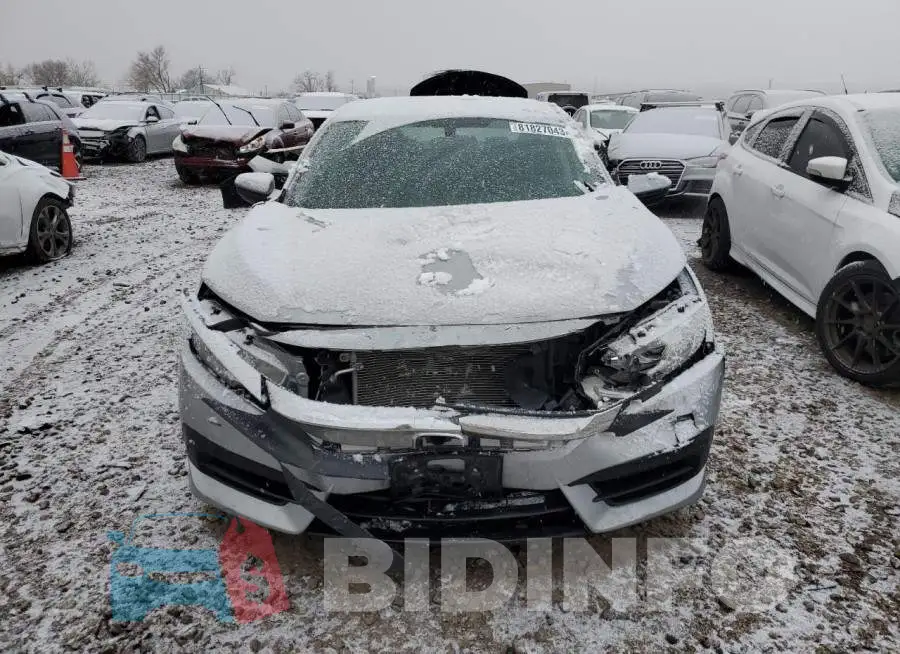 19XFC2F5XHE057633 Photo# 5