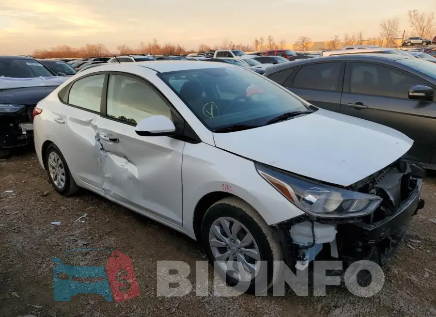3KPC24A67ME132980 Photo# 4