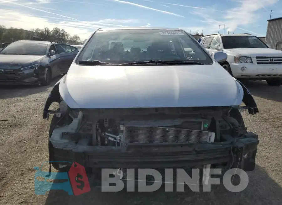 KMHCU4AE8FU907482 Photo# 5