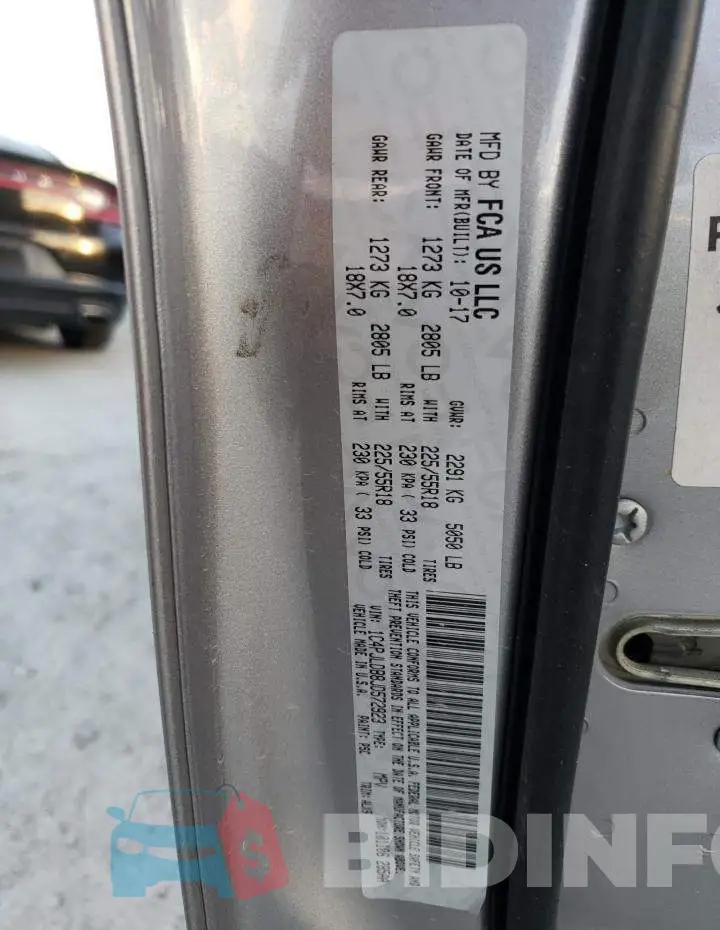 1C4PJLDB8JD572923 Photo# 12