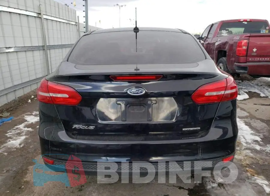 1FADP3E27GL372443 Photo# 6