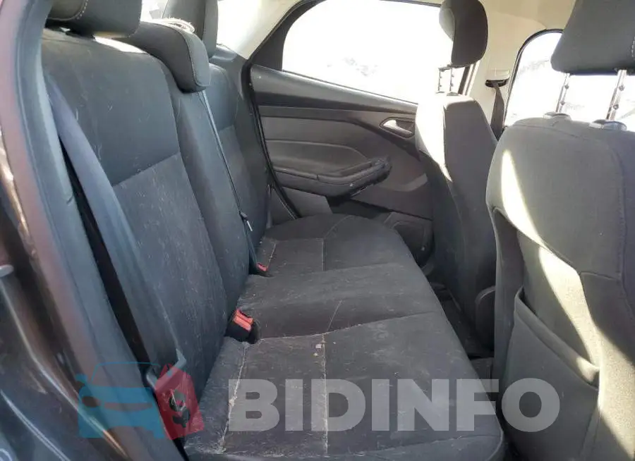 1FADP3F2XJL280412 Photo# 10