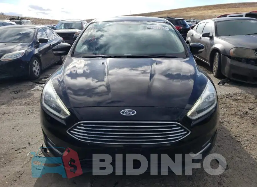 1FADP3N22GL285324 Photo# 5