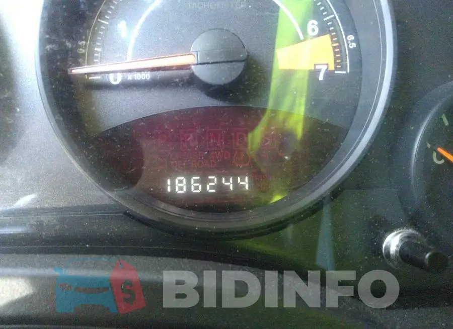 1C4NJRFB2FD125695 Photo# 7