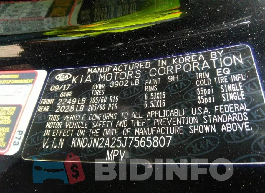 KNDJN2A25J7565807 Photo# 9