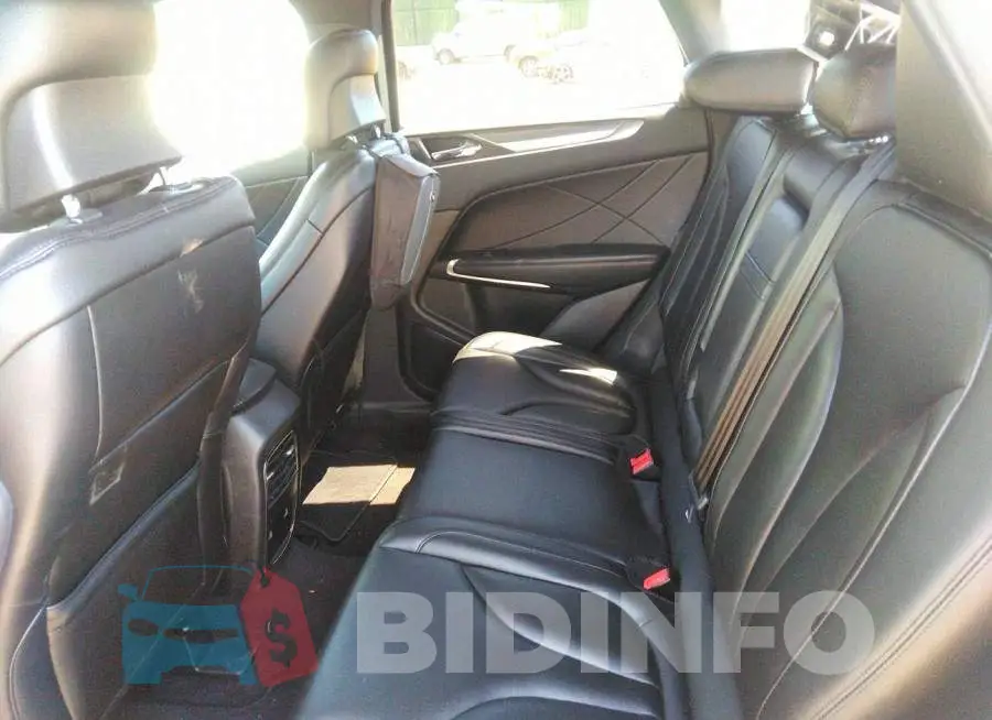 5LMCJ1D90KUL17869 Photo# 8