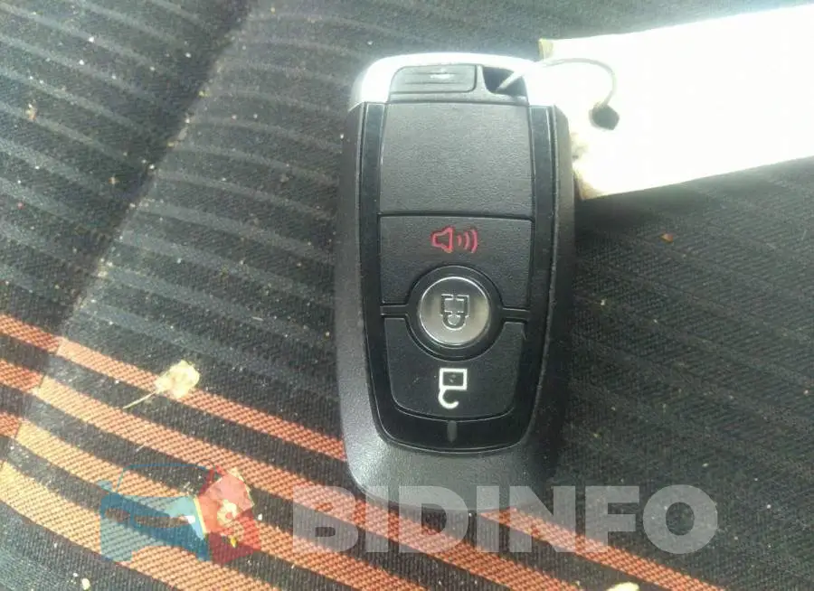 MAJ6P1CL7JC248012 Photo# 11