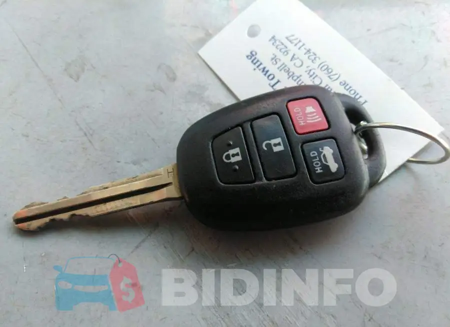 4T1BF1FKXHU443617 Photo# 11