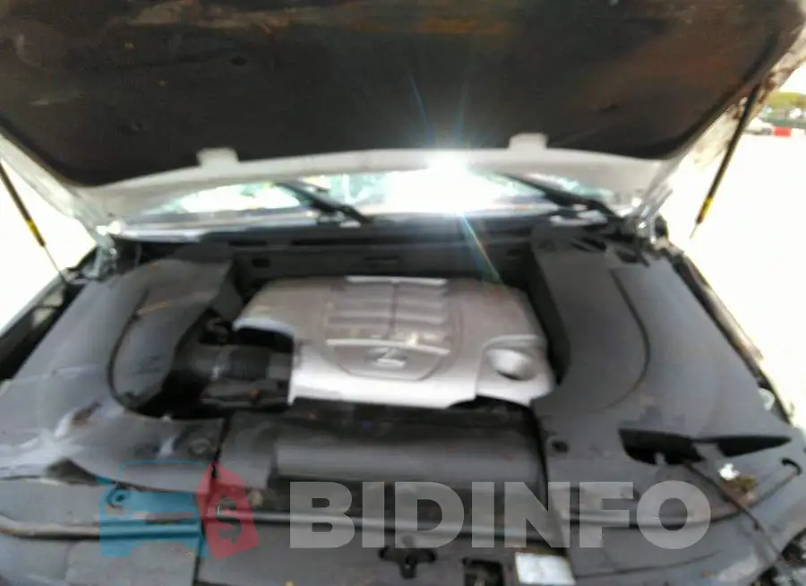 JTJHY7AX3F4176121 Photo# 10