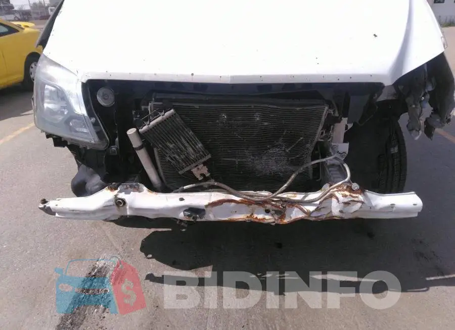 WD3PE7DD4GP327034 Photo# 6