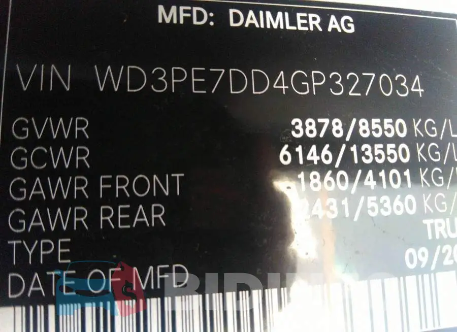 WD3PE7DD4GP327034 Photo# 9