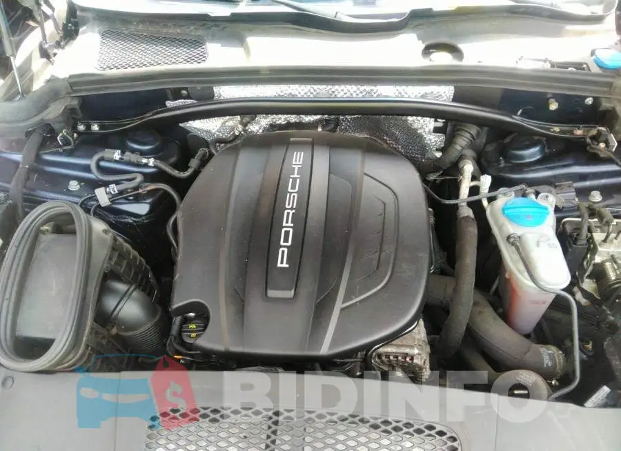WP1AA2A57JLB15054 Photo# 10