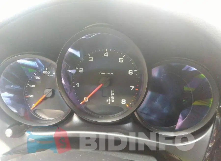 WP1AA2A57JLB15054 Photo# 7