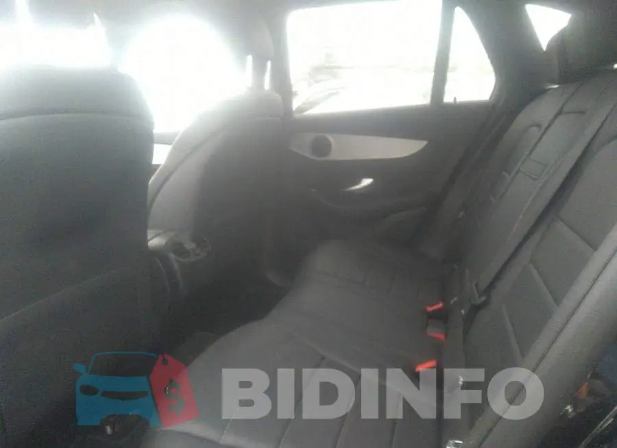 WDC0G4JB9KV150644 Photo# 8