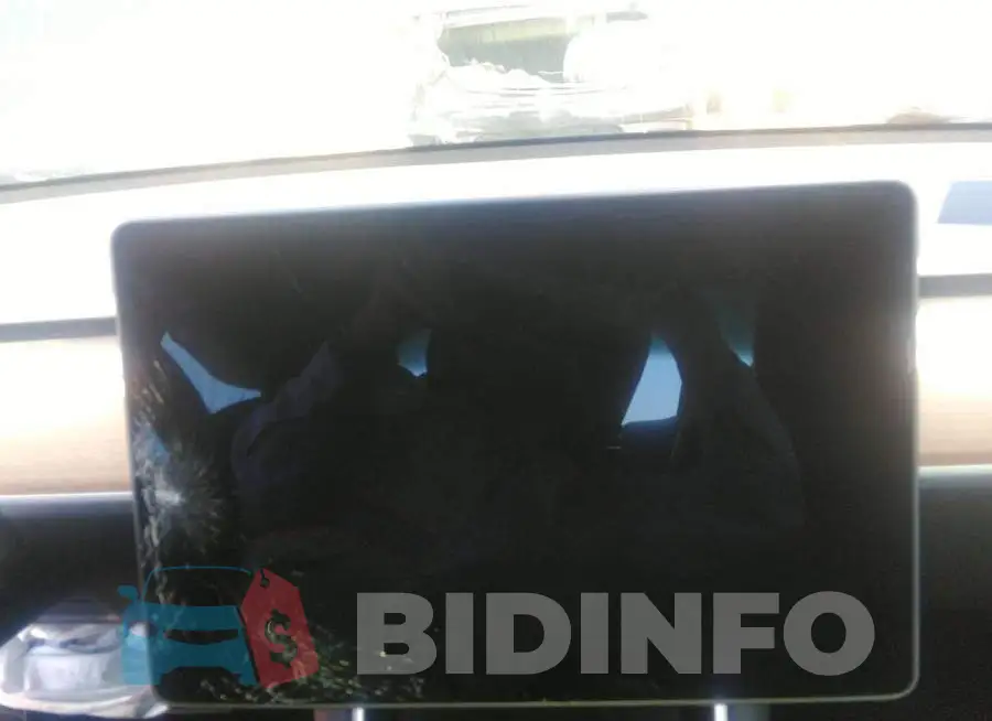 5YJ3E1EA3KF401827 Photo# 7