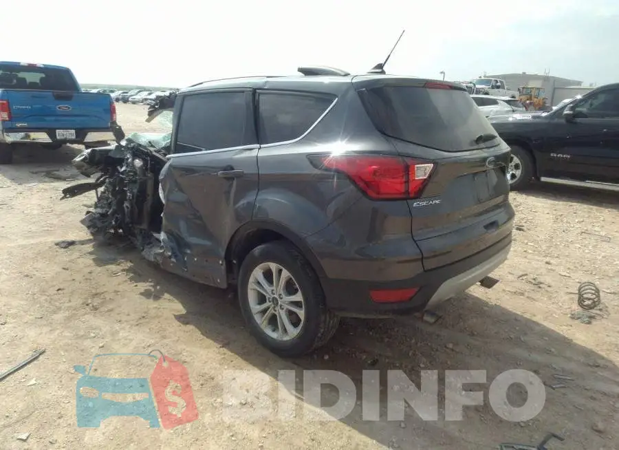 1FMCU0HD5KUB58057 Photo# 3