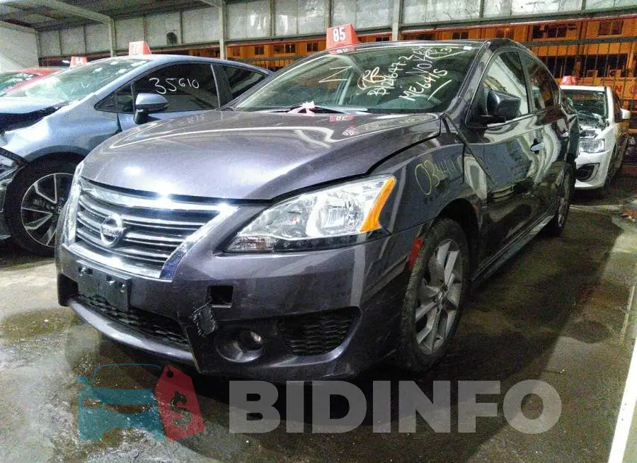 001AB7AP3FL645596 Photo# 2
