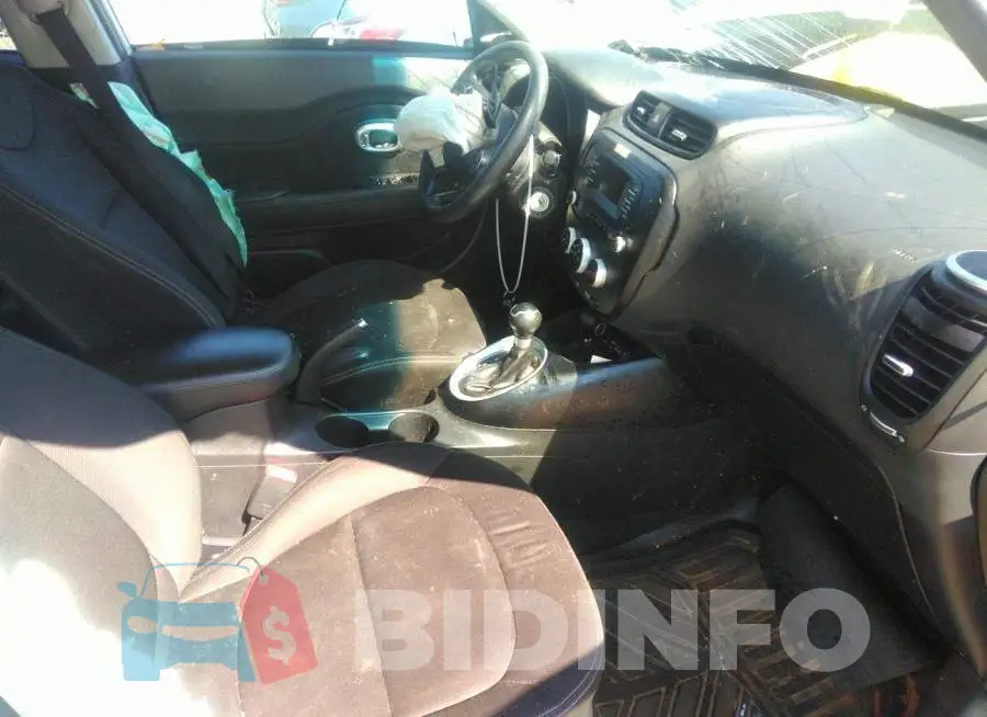 KNDJN2A22G7827677 Photo# 5