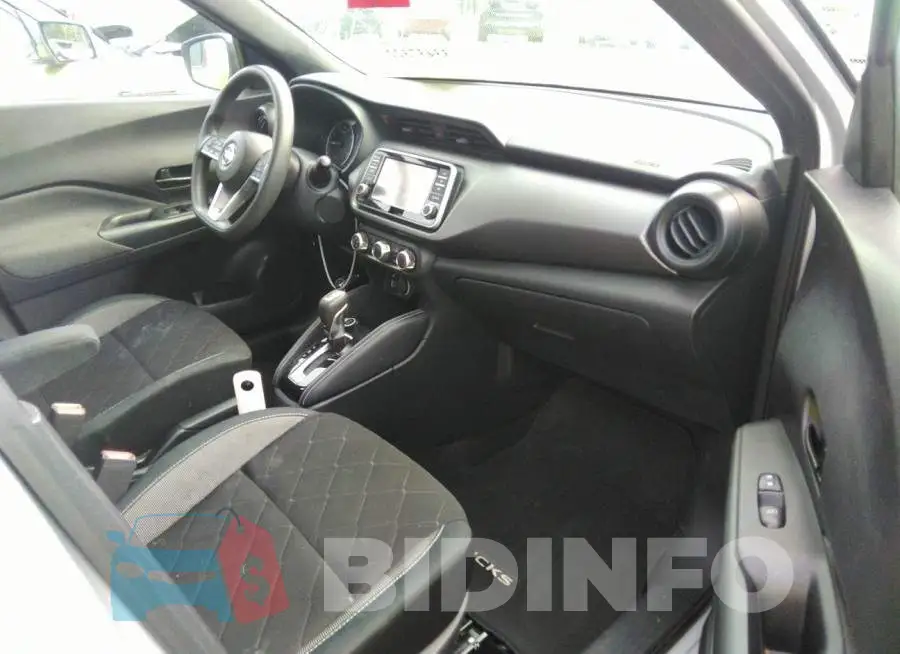 3N1CP5CU0KL512743 Photo# 5